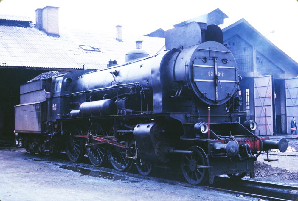 JZ 03.012 at Maribor in 64.