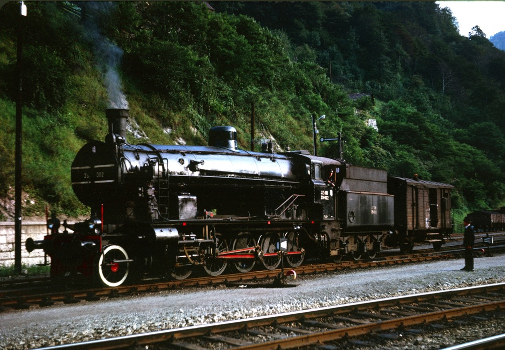 JZ 29.002 2-10-0 at Zidani Most