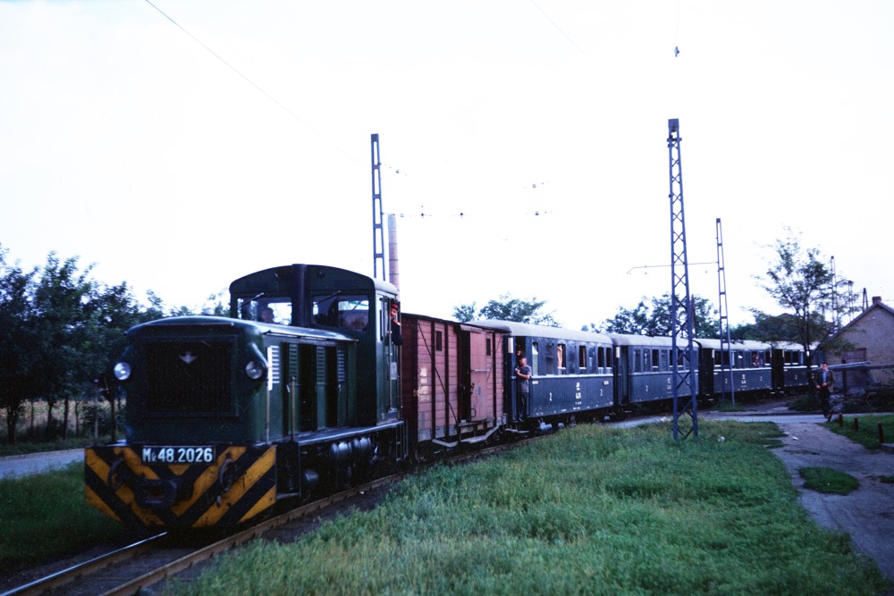 MAV narrow gauge inter city!