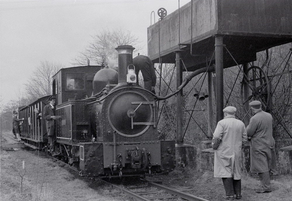 W & L Countess taking Water