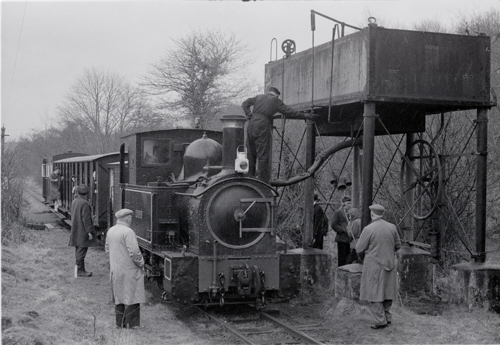 W & L Countess taking Water