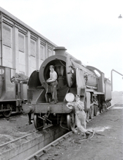 Class S15 emptying char at Feltham