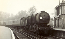 Q1 at Virginia Water + Circus