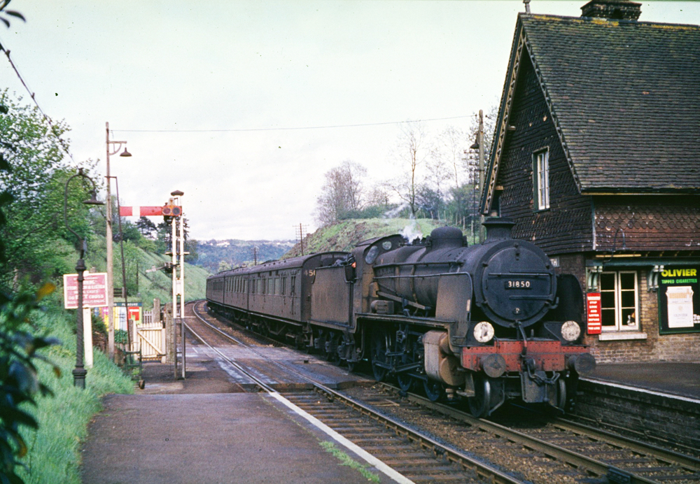 31850 pasing Betchworth on way to Guildford